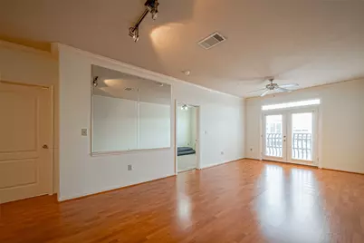 1711 Old Spanish Trail #303, Houston, TX 77054 - Photo 6