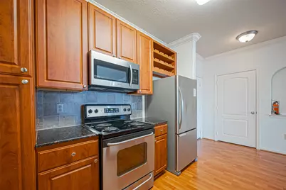 1711 Old Spanish Trail #303, Houston, TX 77054 - Photo 14