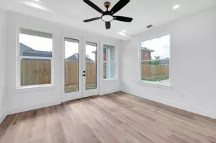 1805 Emir St, Houston, TX 77009 - Photo 14