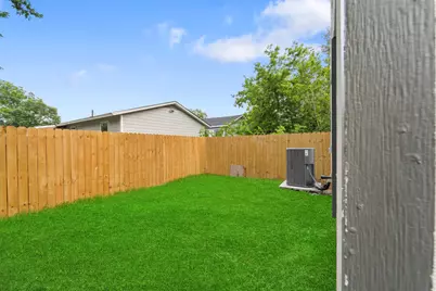 6631 Foster Street, Houston, TX 77021 - Photo 22