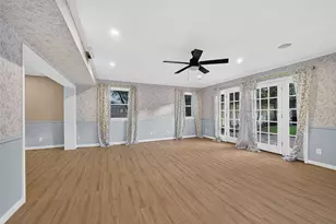 3827 Drake St, Houston, TX 77005 - Photo 12