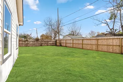 8056 Meadowbrook Drive, Houston, TX 77017 - Photo 28