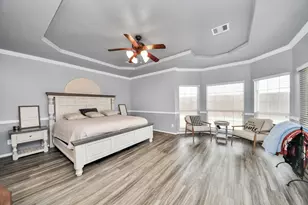 3421 Brentwood Ln, Pearland, TX 77581 - Photo 10