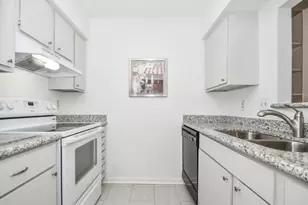 2333 Bering Dr, Houston, TX 77057 - Photo 18