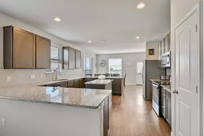 4706 Los Pines Way, Bryan, TX 77807 - Photo 6