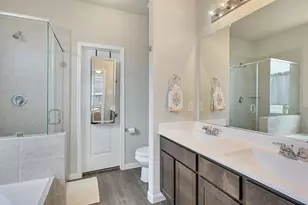 4706 Los Pines Way, Bryan, TX 77807 - Photo 12