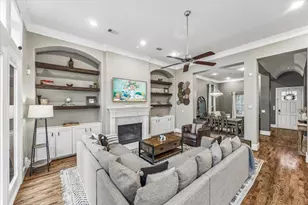 5607 Cohn Meadows, Houston, TX 77007 - Photo 8