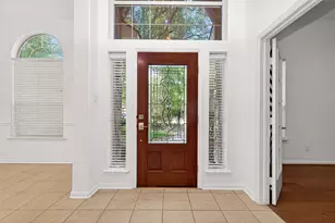 22 Westwinds Circle NE, The Woodlands, TX 77382 - Photo 4