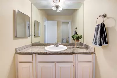 14633 Perthshire Road, Houston, TX 77079 - Photo 26