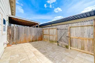 14633 Perthshire Rd, Houston, TX 77079 - Photo 38