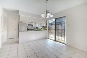 14633 Perthshire Rd, Houston, TX 77079 - Photo 18
