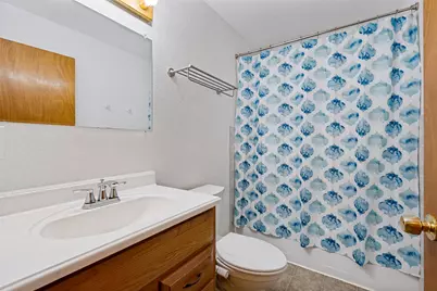614 E Martindale Street, Seguin, TX 78155 - Photo 12