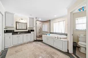 11730 Denise Dr, Houston, TX 77024 - Photo 24
