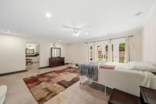 11730 Denise Dr, Houston, TX 77024 - Photo 26