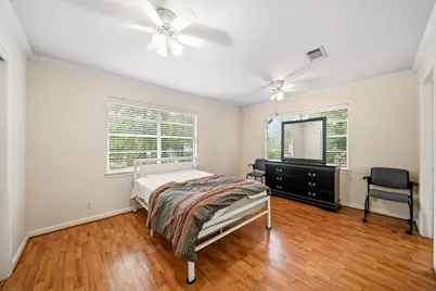 11730 Denise Drive, Houston, TX 77024 - Photo 14