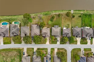9219 E Lakeside Dr, Magnolia, TX 77354 - Photo 34