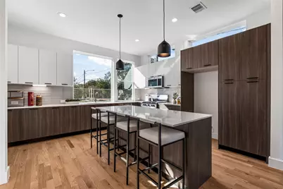 1810 Yates Street, Houston, TX 77020 - Photo 1