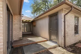 11131 Kitty Brook Dr, Houston, TX 77071 - Photo 34