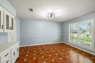 11131 Kitty Brook Dr, Houston, TX 77071 - Photo 4