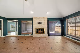 11131 Kitty Brook Dr, Houston, TX 77071 - Photo 10