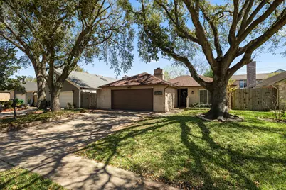 11131 Kitty Brook Drive, Houston, TX 77071 - Photo 2