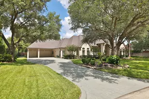 6610 Radley Dr, Spring, TX 77379 - Photo 2