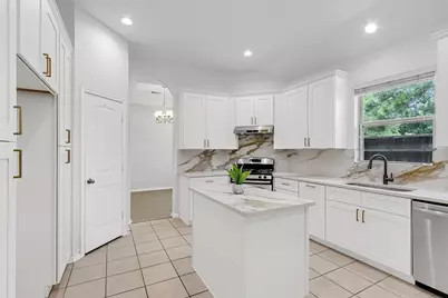 138 Meadow Landing Drive, Conroe, TX 77384 - Photo 14