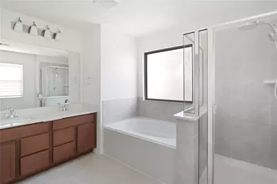 12806 Mossy Knoll Drive, Houston, TX 77044 - Photo 16