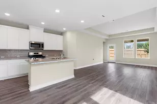 8066 Magnolia Pr Ln, Cypress, TX 77433 - Photo 2