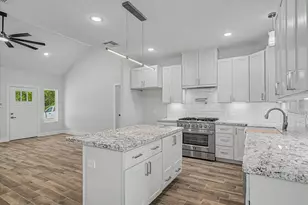242 Private Road 77004, Liberty, TX 77575 - Photo 10