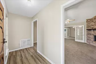9420 Gross St, Beaumont, TX 77707 - Photo 4