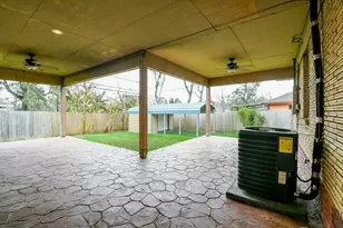 901 Redondo Dr, Houston, TX 77015 - Photo 26