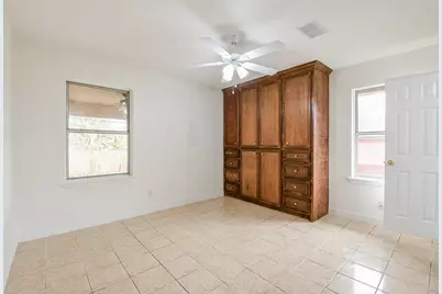 901 Redondo Drive, Houston, TX 77015 - Photo 16