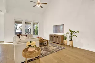 325 Great Hills Dr, Montgomery, TX 77316 - Photo 8