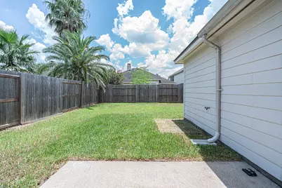 2111 Sailwind Drive, Pearland, TX 77584 - Photo 22