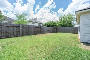 2111 Sailwind Dr, Pearland, TX 77584 - Photo 24