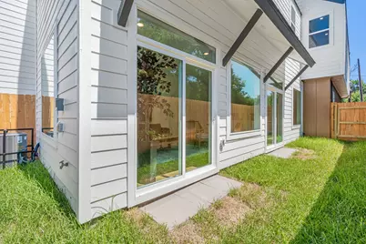 3620 Sauer Street #B, Houston, TX 77004 - Photo 30