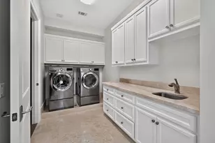 2312 Potomac Dr, Houston, TX 77057 - Photo 20