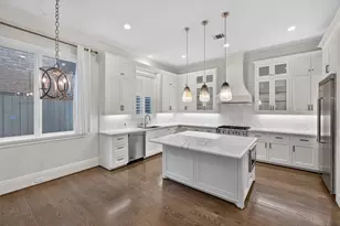 2312 Potomac Dr, Houston, TX 77057 - Photo 12