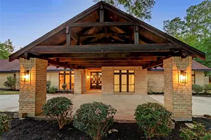 16826 E Maglitto Cir, Tomball, TX 77377 - Photo 8