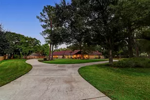 16826 E Maglitto Cir, Tomball, TX 77377 - Photo 6