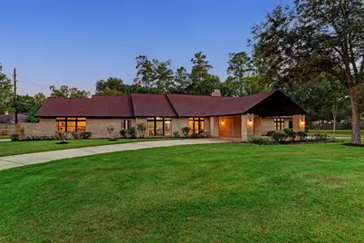 16826 E Maglitto Circle, Tomball, TX 77377 - Photo 4