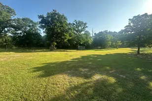 29 Brumley Rd, Huntsville, TX 77320 - Photo 4