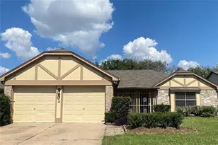 2214 S Ferrisburg Ct, Sugar Land, TX 77478 - Photo 1