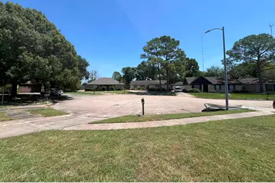 2910 Cherry Hills Drive, Missouri City, TX 77459 - Photo 26