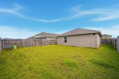 7335 Greenbriar Canyon Lane, Katy, TX 77493 - Photo 10