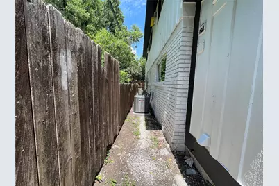 8335 Bonner Drive #1, Houston, TX 77017 - Photo 6