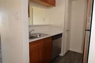 8100 Creekbend Dr, Houston, TX 77071 - Photo 8