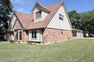 113 Buttercup Street St, Lake Jackson, TX 77566 - Photo 4