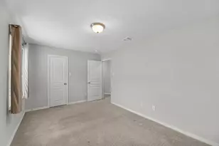 247 W 25th St, Houston, TX 77008 - Photo 26